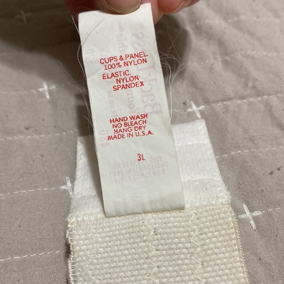 Vintage Beautiful Lace Bustier Bra - 32 D - Picture 9 of 9